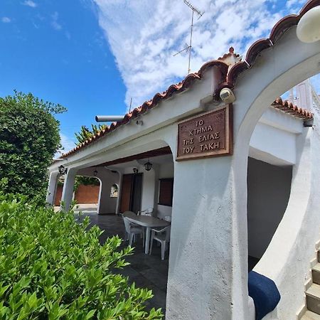 Το Κτήμα Της Ελιάς Του Τάκη Guest House Paralia Demonias Bagian luar foto