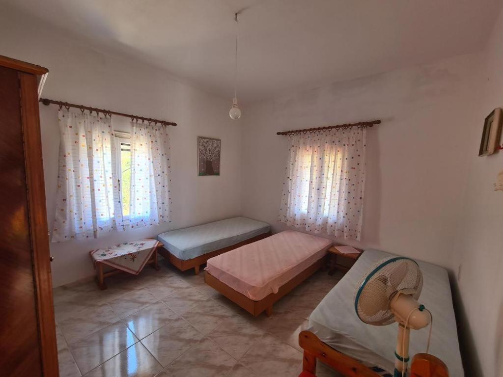 Το Κτήμα Της Ελιάς Του Τάκη Guest House Paralia Demonias Bagian luar foto